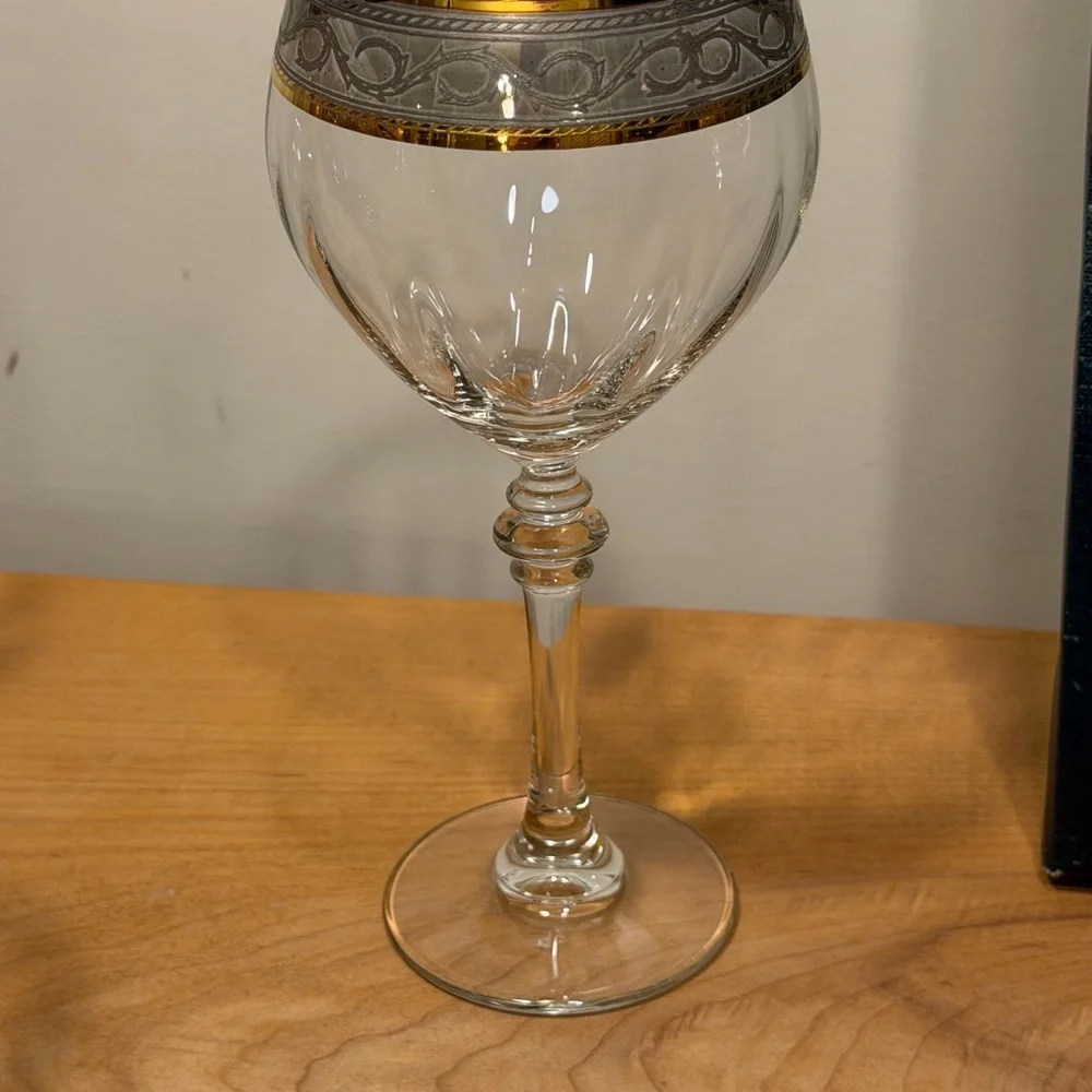 Exquisite Vintage Italian Crystal Wine Glasses by Fumo;‎ Set of 6